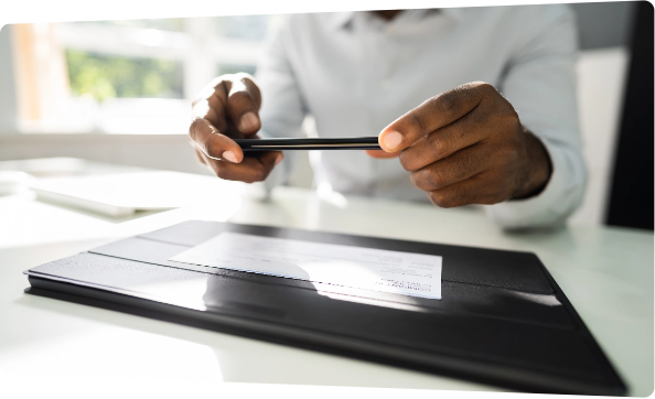 Man using mobile check capture